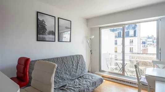 Apartments in Paris 17ème arrondissement - photo 4