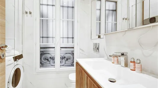 Apartments in Paris 15ème arrondissement - photo 7