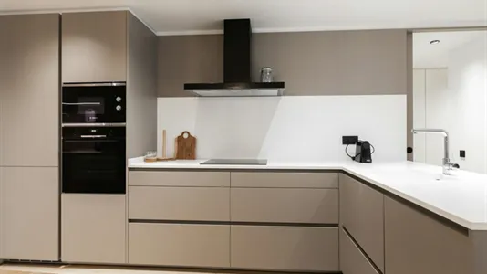 Apartments in Barcelona Les Corts - photo 10