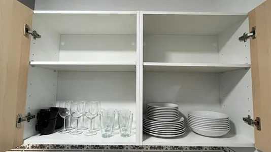 Rooms in Barcelona Ciutat Vella - photo 10