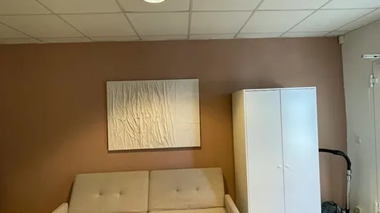 Apartments in Berlin Marzahn-Hellersdorf - photo 6