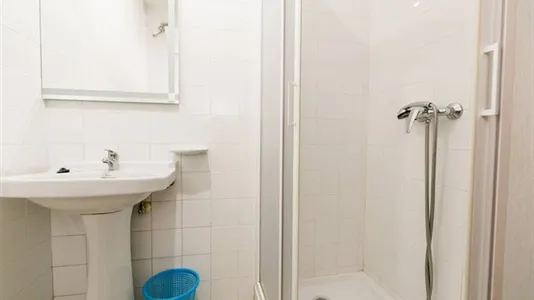 Rooms in Granada - photo 6