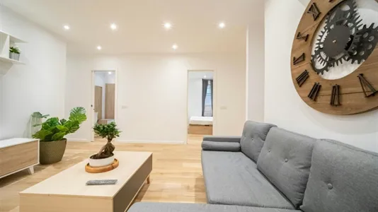 Rooms in Madrid Chamberí - photo 5