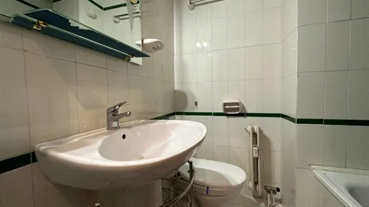 Rooms in Granada - photo 7