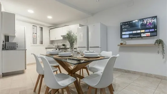 Rooms in Madrid Centro - photo 10