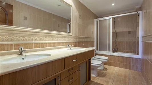 Rooms in Valencia Algirós - photo 10