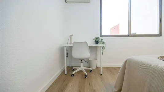 Rooms in Valencia Extramurs - photo 4