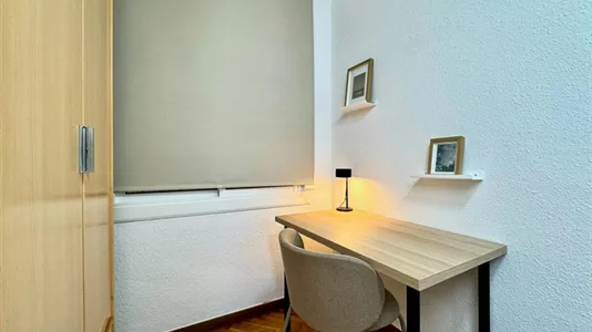 Rooms in L'Hospitalet de Llobregat - photo 3