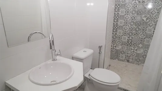 Rooms in Málaga - photo 9