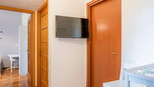 Rooms in Milano Zona 2 - Stazione Centrale, Gorla, Turro, Greco, Crescenzago - photo 10