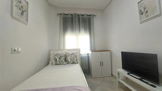 Rooms in Madrid Puente de Vallecas - photo 6