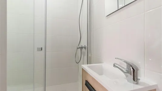 Rooms in Adaro - photo 7