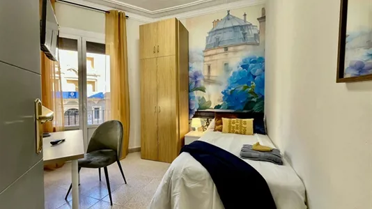 Rooms in Zaragoza - photo 2