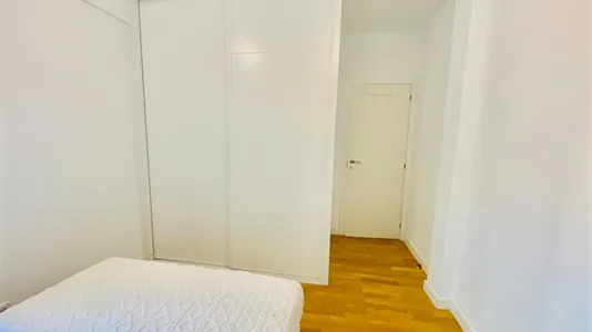 Rooms in Madrid Salamanca - photo 9