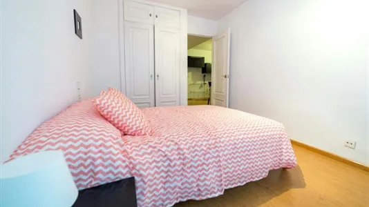 Rooms in Valencia Ciutat Vella - photo 4