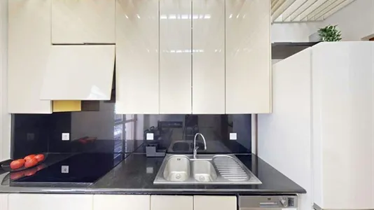 Rooms in Milano Zona 2 - Stazione Centrale, Gorla, Turro, Greco, Crescenzago - photo 9