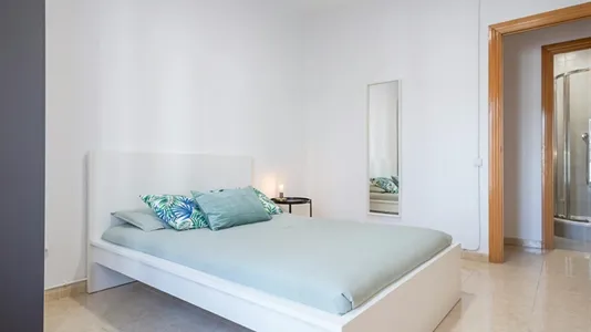 Rooms in Barcelona Sant Andreu - photo 2