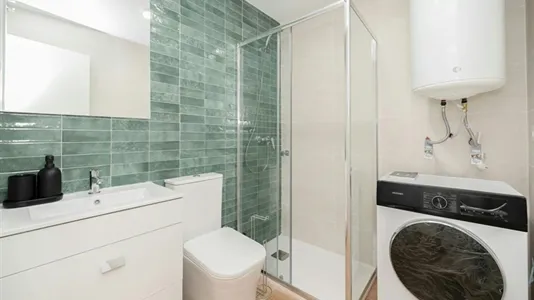 Rooms in Málaga - photo 9