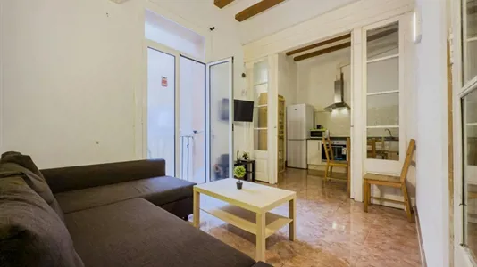 Apartments in Barcelona Ciutat Vella - photo 2
