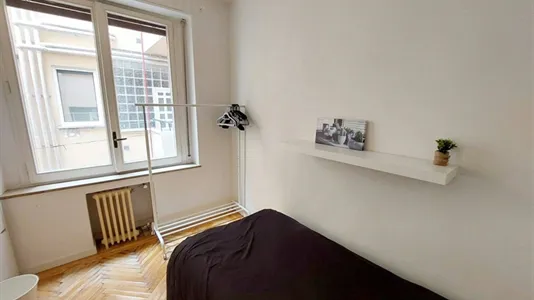 Rooms in Madrid Moncloa-Aravaca - photo 4