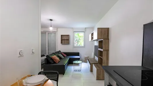 Apartments in Argenteuil - photo 1