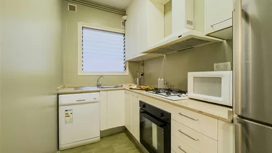 Rooms in Barcelona Gràcia - photo 10