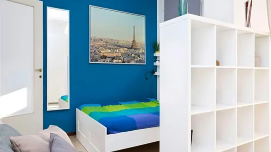 Rooms in Milano Zona 8 - Fiera, Gallaratese, Quarto Oggiaro - photo 6