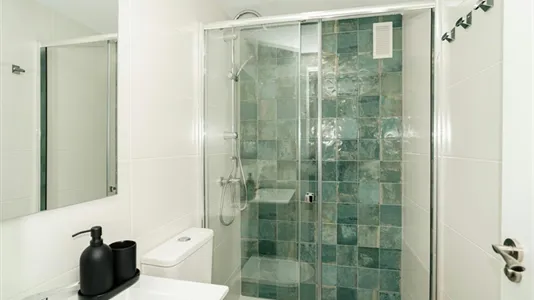 Rooms in Zaragoza - photo 8