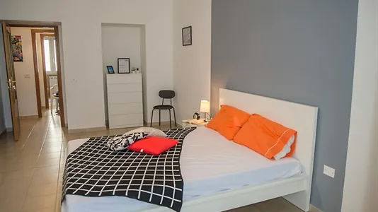 Rooms in Foggia - photo 5