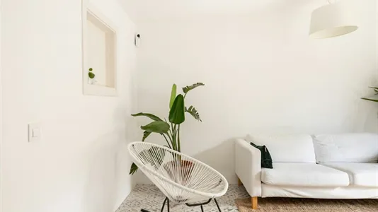 Apartments in Barcelona Ciutat Vella - photo 8