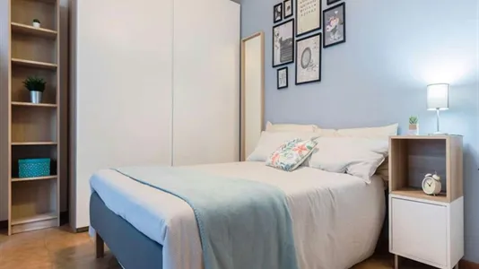 Rooms in Milano Zona 5 - Vigentino, Chiaravalle, Gratosoglio - photo 4