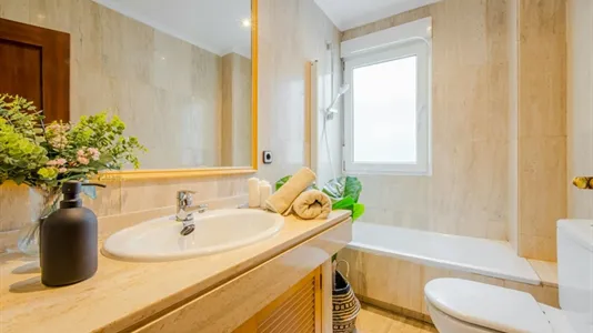 Rooms in Madrid Chamberí - photo 9