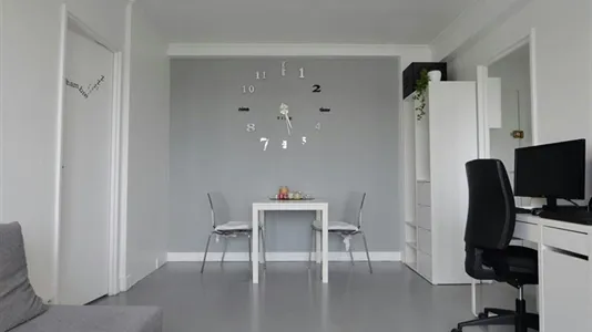 Apartments in L'Haÿ-les-Roses - photo 2