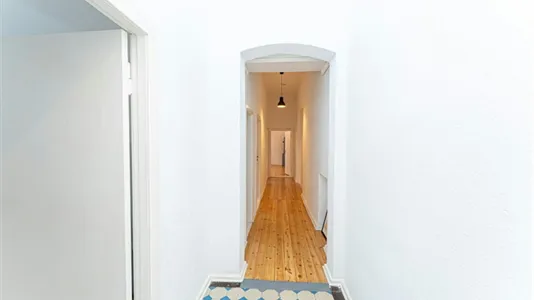 Rooms in Berlin Charlottenburg-Wilmersdorf - photo 8