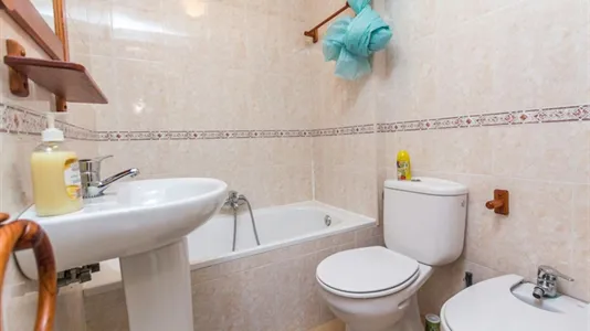 Rooms in Málaga - photo 6