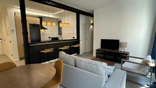 Apartments in Madrid Chamberí - photo 2