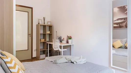 Rooms in Buccinasco - photo 1