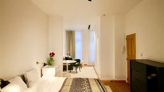 Apartments in Brussels Sint-Gillis - photo 9