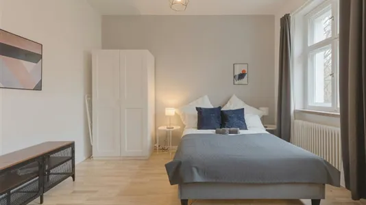 Rooms in Berlin Friedrichshain-Kreuzberg - photo 2