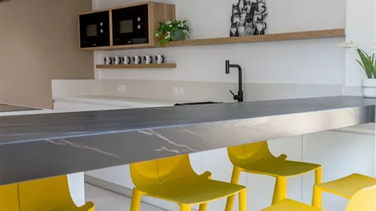 Rooms in Málaga - photo 10