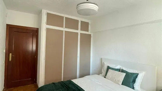 Rooms in Madrid Chamartín - photo 7