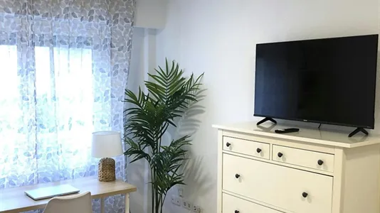 Rooms in Madrid Salamanca - photo 9