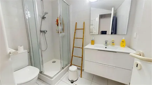 Rooms in Nîmes - photo 5