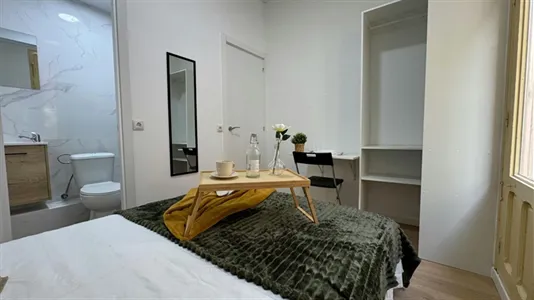 Rooms in Madrid Centro - photo 5