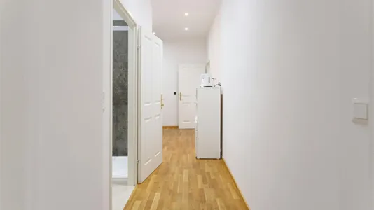 Apartments in Vienna Favoriten - photo 7