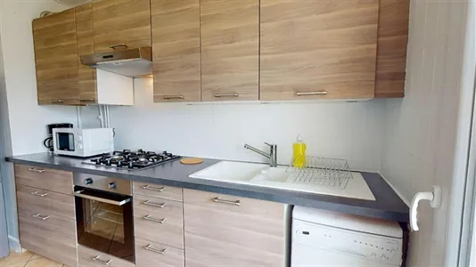 Rooms in Lyon - photo 7