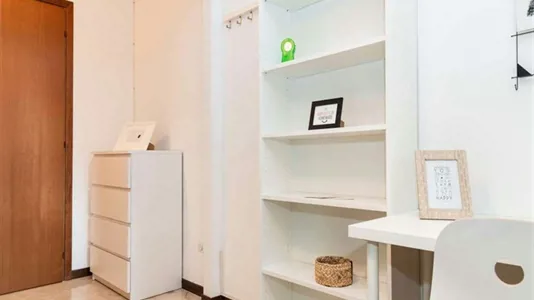 Rooms in Milano Zona 5 - Vigentino, Chiaravalle, Gratosoglio - photo 2