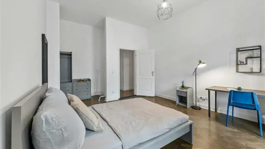 Rooms in Berlin Charlottenburg-Wilmersdorf - photo 1