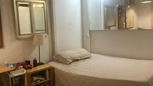 Rooms in Barcelona Ciutat Vella - photo 7