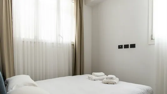 Apartments in Milano Zona 8 - Fiera, Gallaratese, Quarto Oggiaro - photo 3